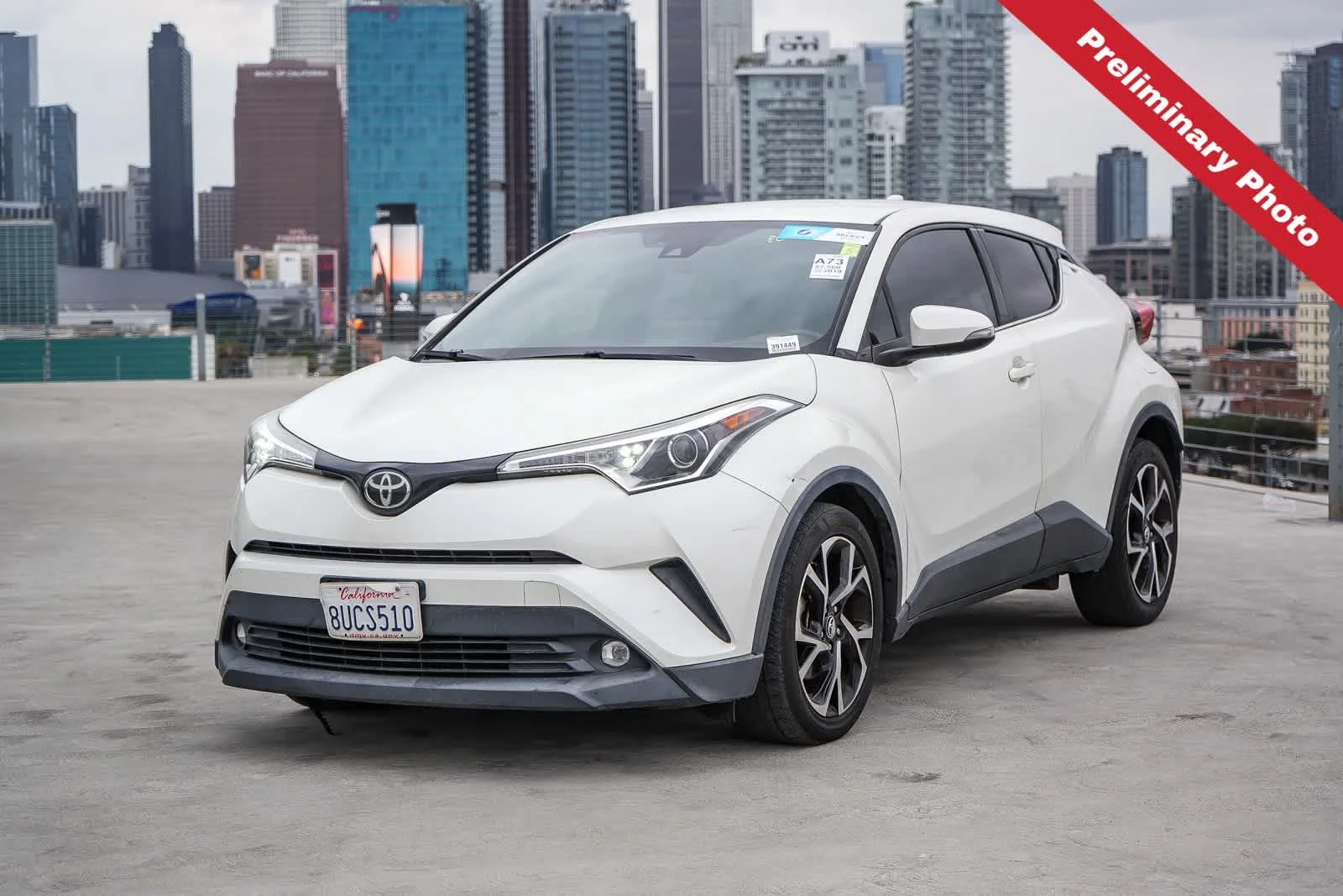 2019 Toyota C-HR Limited's photo