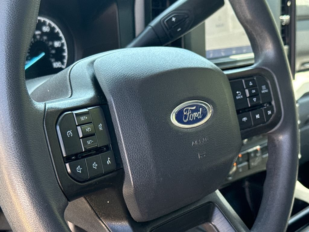 Used 2025 White Ford XLT image 25