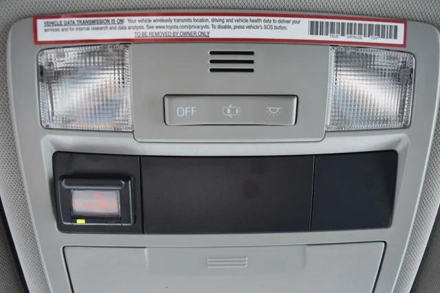 Used 2021 Red Toyota SR image 33
