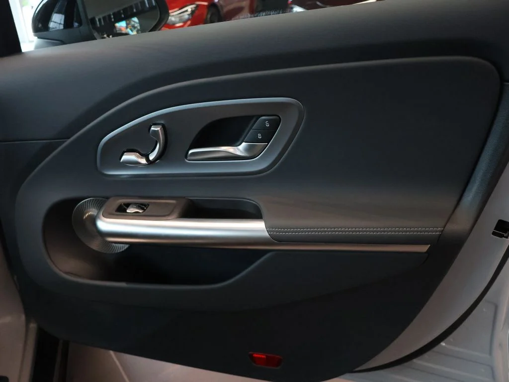New 2027 MANUFAKTUR Alpine Grey Mercedes-Benz CLA 350 image 13