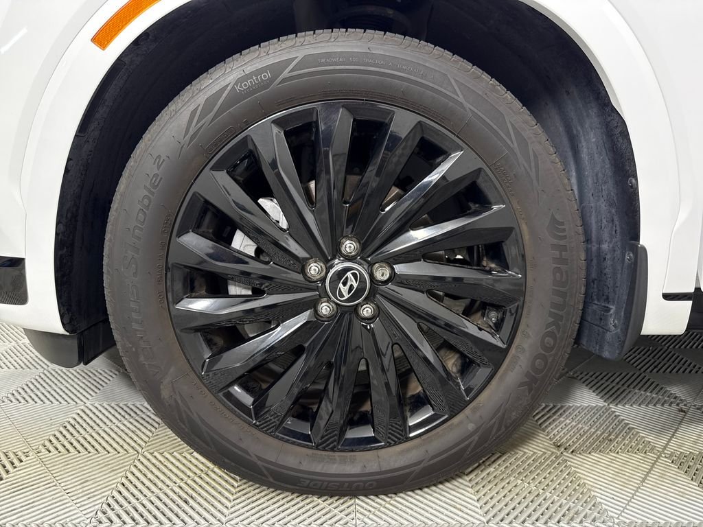 Certified Used 2025 White Hyundai Calligraphy Night Edition image 25