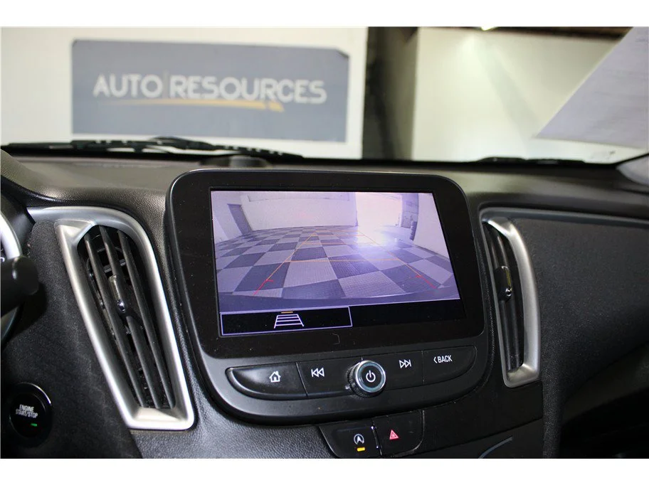 Used 2022 Dark Ash Metallic Chevrolet LT image 30