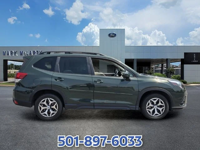 Used 2022 Green Subaru Premium image 6