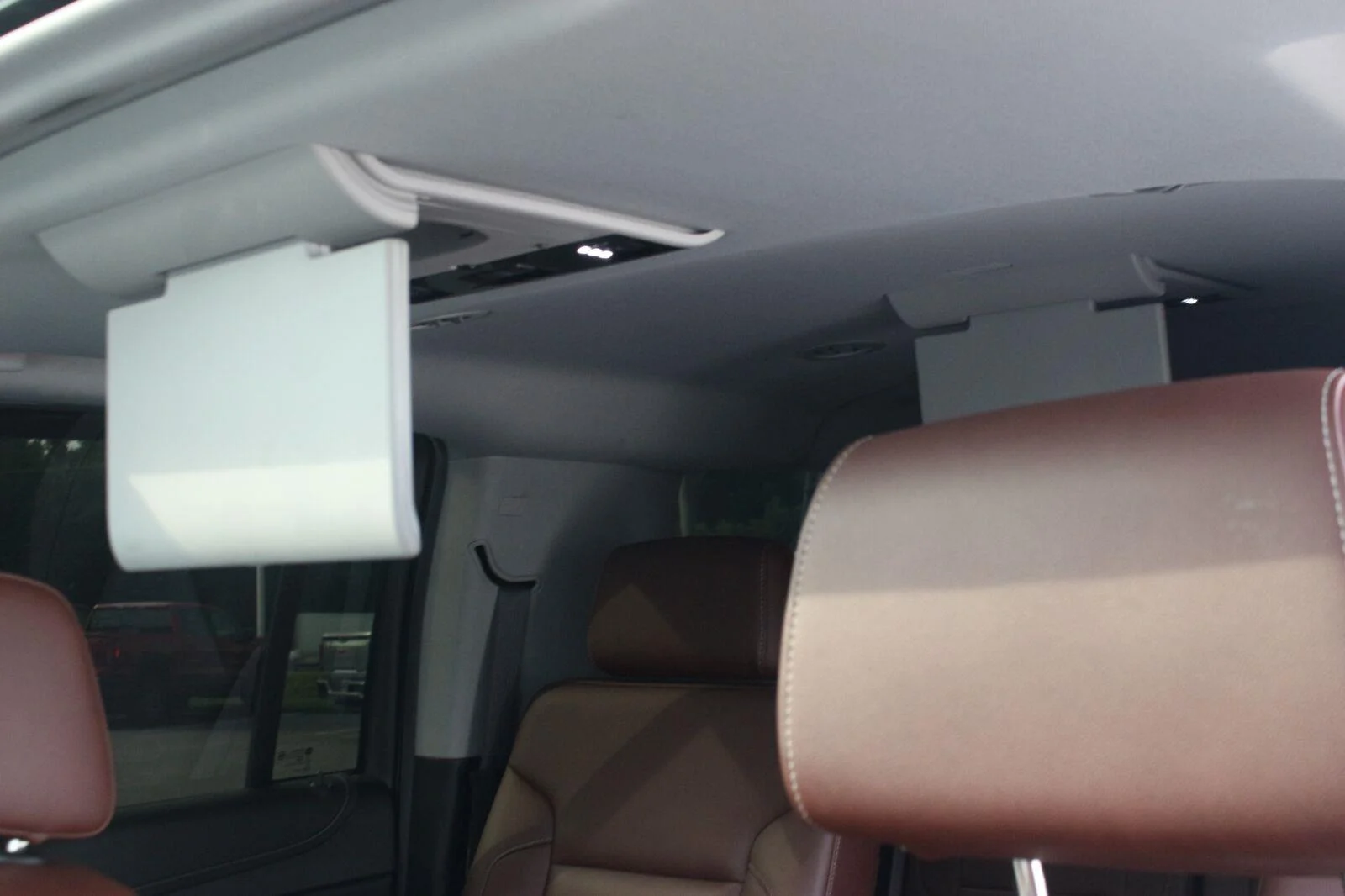 Used 2020 BLACK Chevrolet Premier image 34