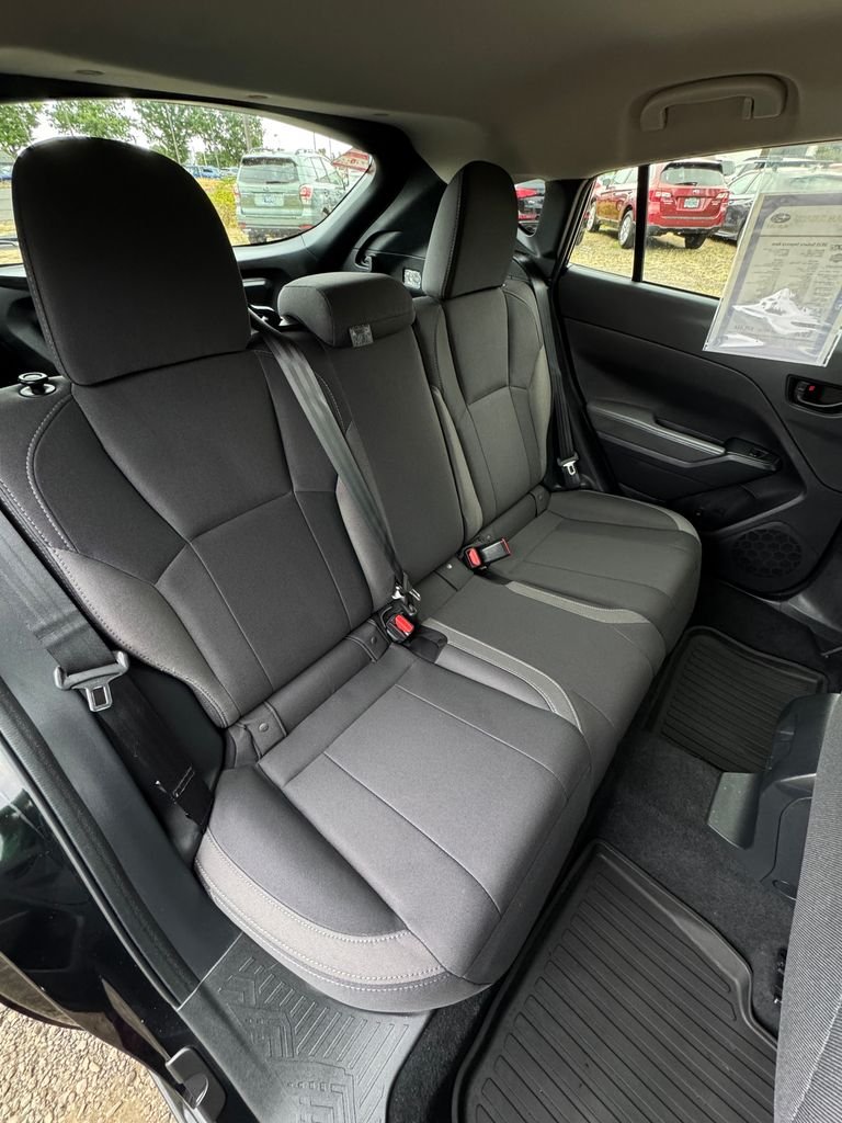 Used 2025 Crystal Black Silica Subaru Base image 23