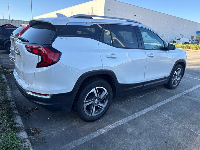 Used 2021 White Frost Tricoat GMC SLT image 4