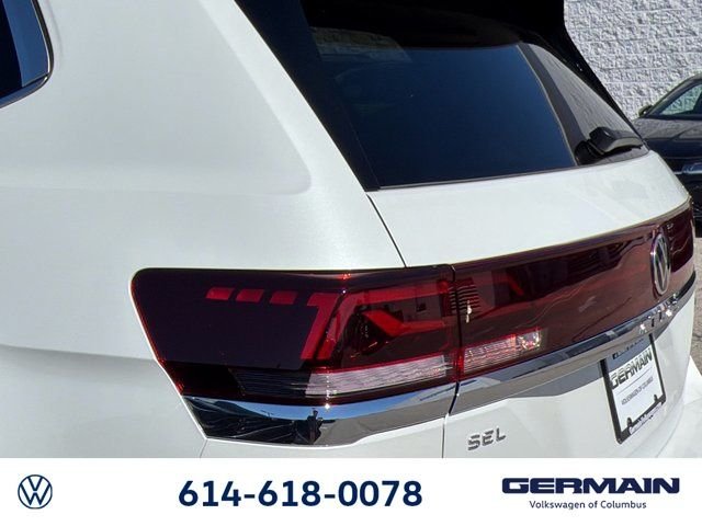 New 2026 Opal White Pearl Volkswagen 2.0T SEL Premium R-Line image 13