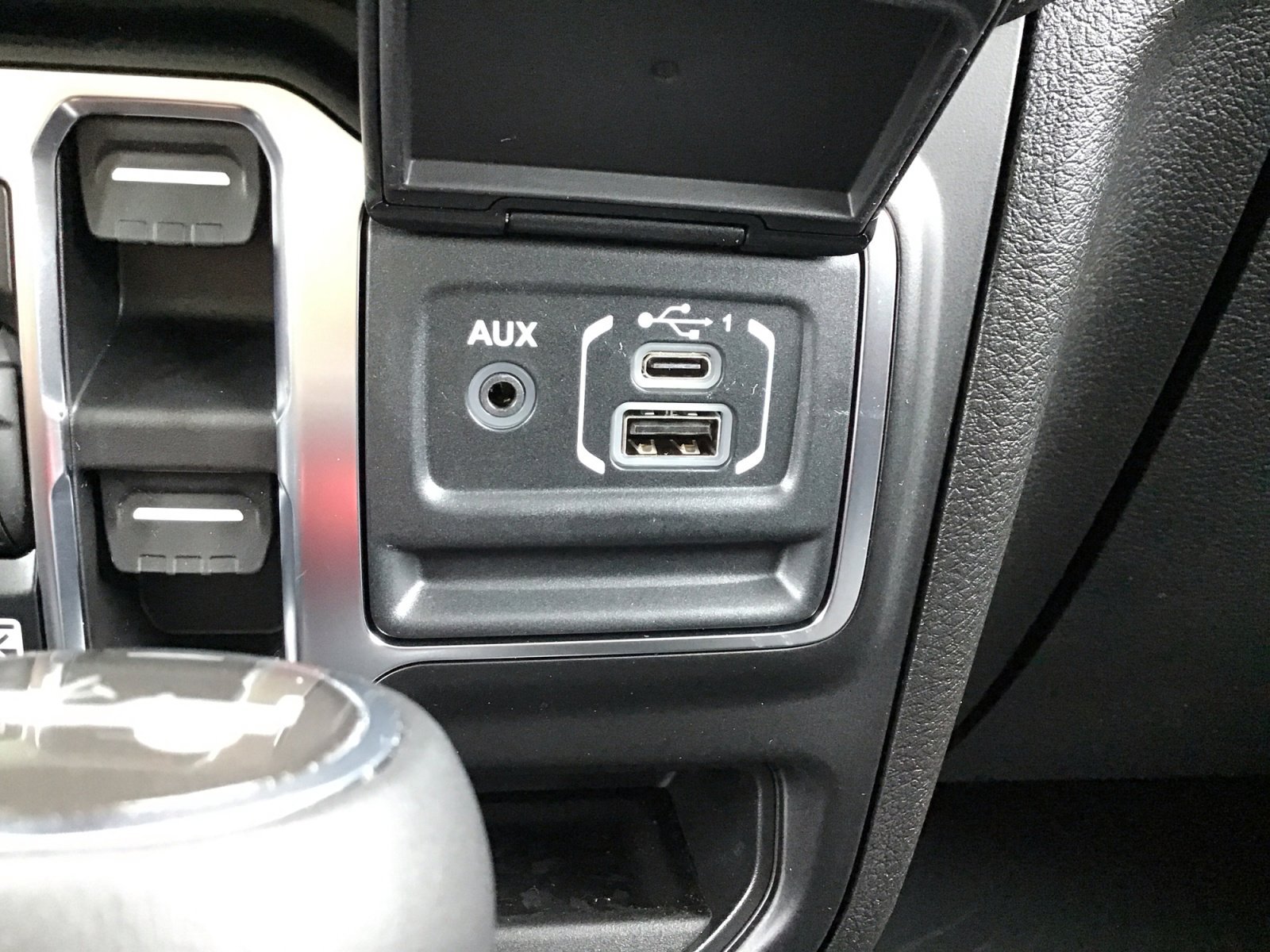 New 2026 Bright White Clearcoat Jeep Sahara image 20