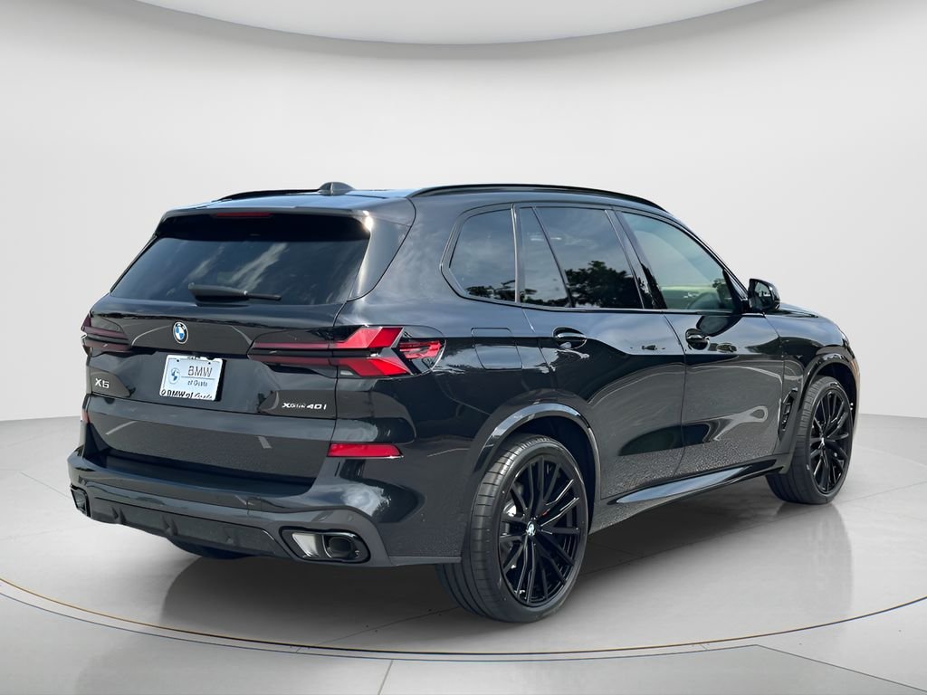 New 2026 Black Sapphire Metallic BMW xDrive40i image 5