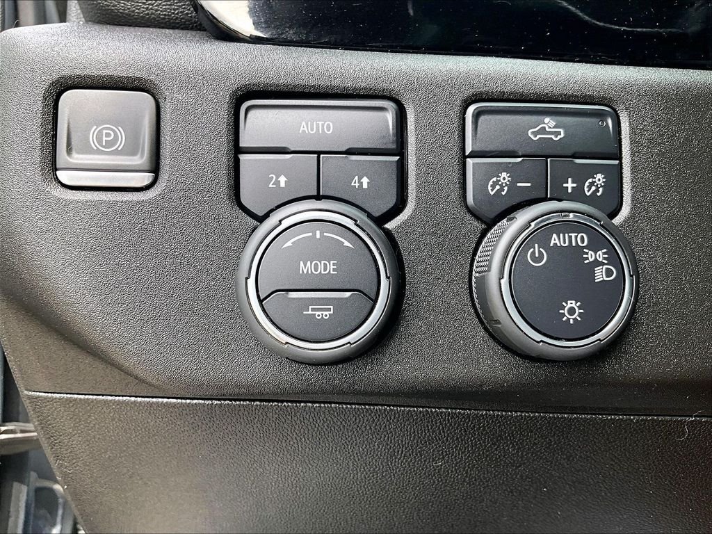 Used 2024 Gray Chevrolet LT image 26