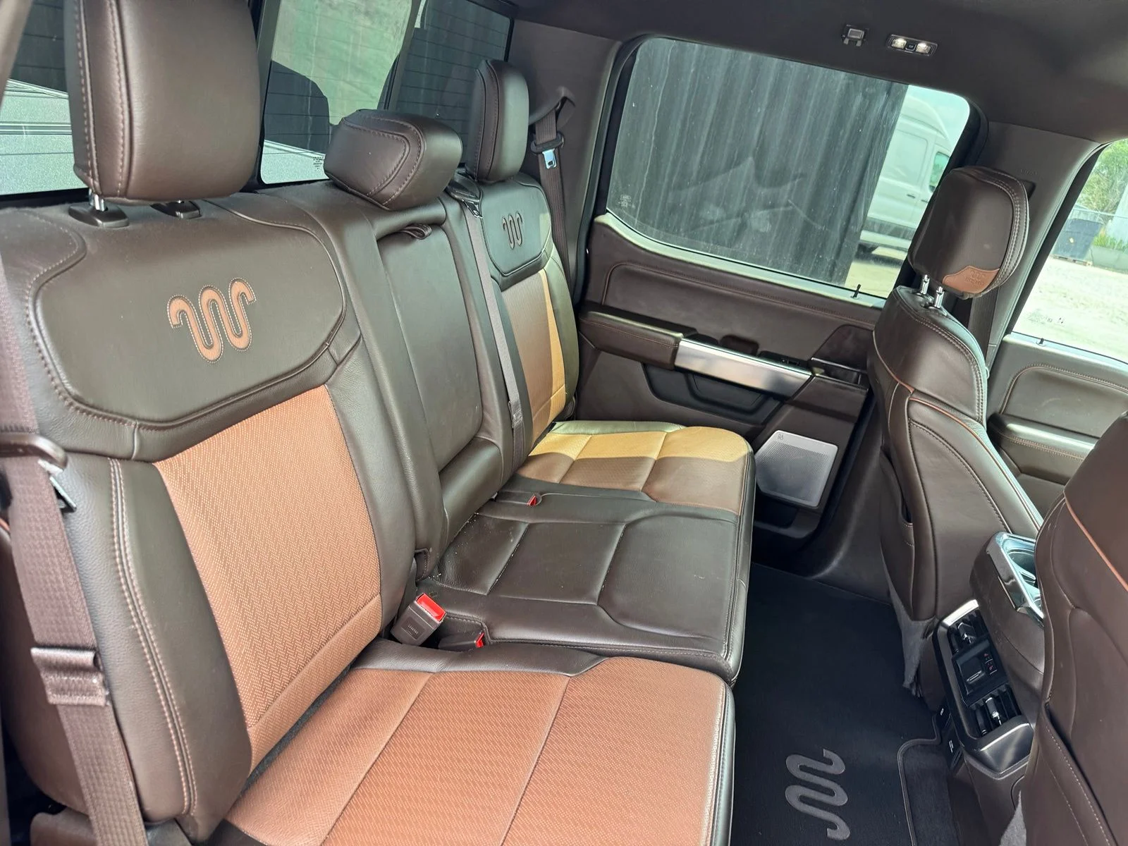 Used 2023 Gray Ford King Ranch image 13