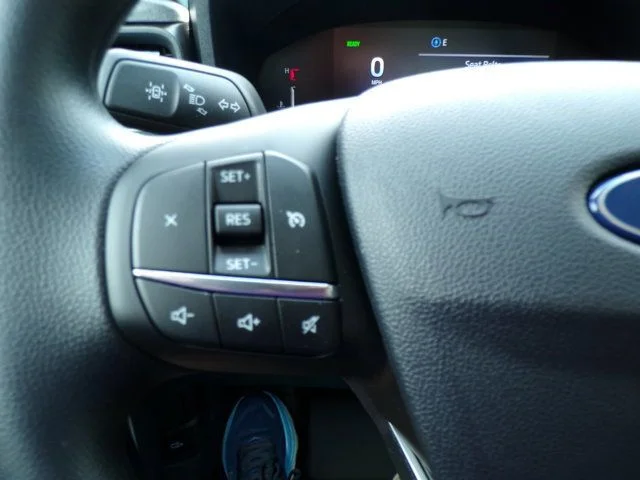2025 Ford Maverick XLT - Photo 16