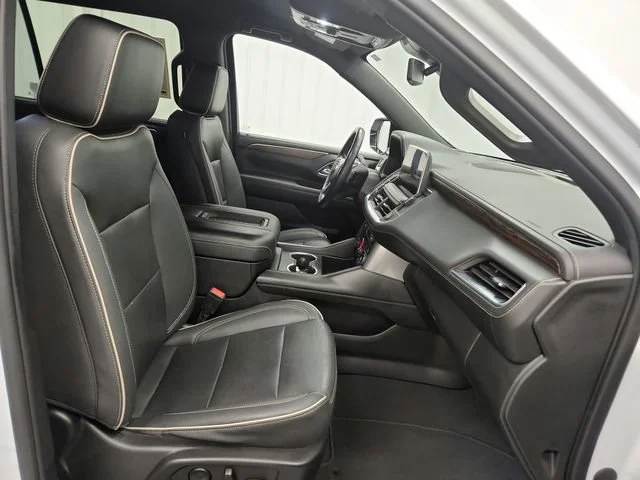 Used 2023 SUMMIT WHITE Chevrolet Premier image 27