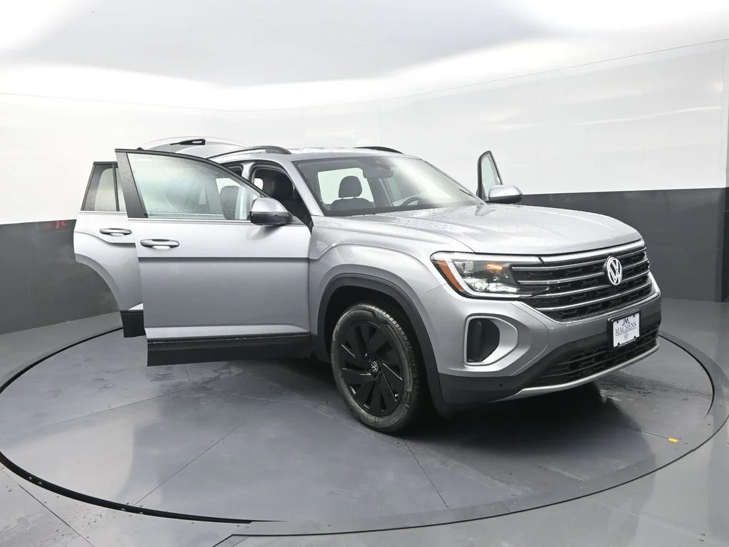 New 2026  Volkswagen 2.0T SE w/Technology image 30