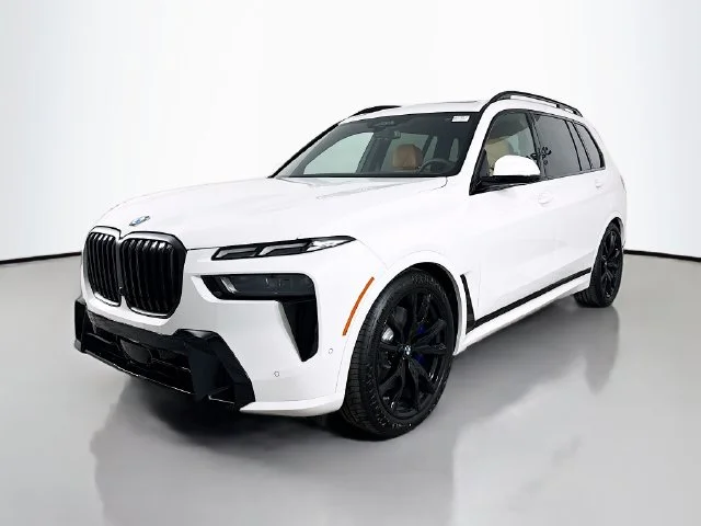 Used 2026 White BMW xDrive40i image 3