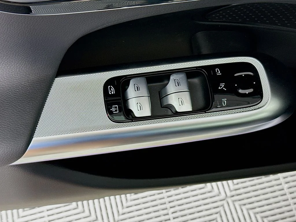 New 2026 Graphite Gray Metallic Mercedes-Benz E 450 image 19