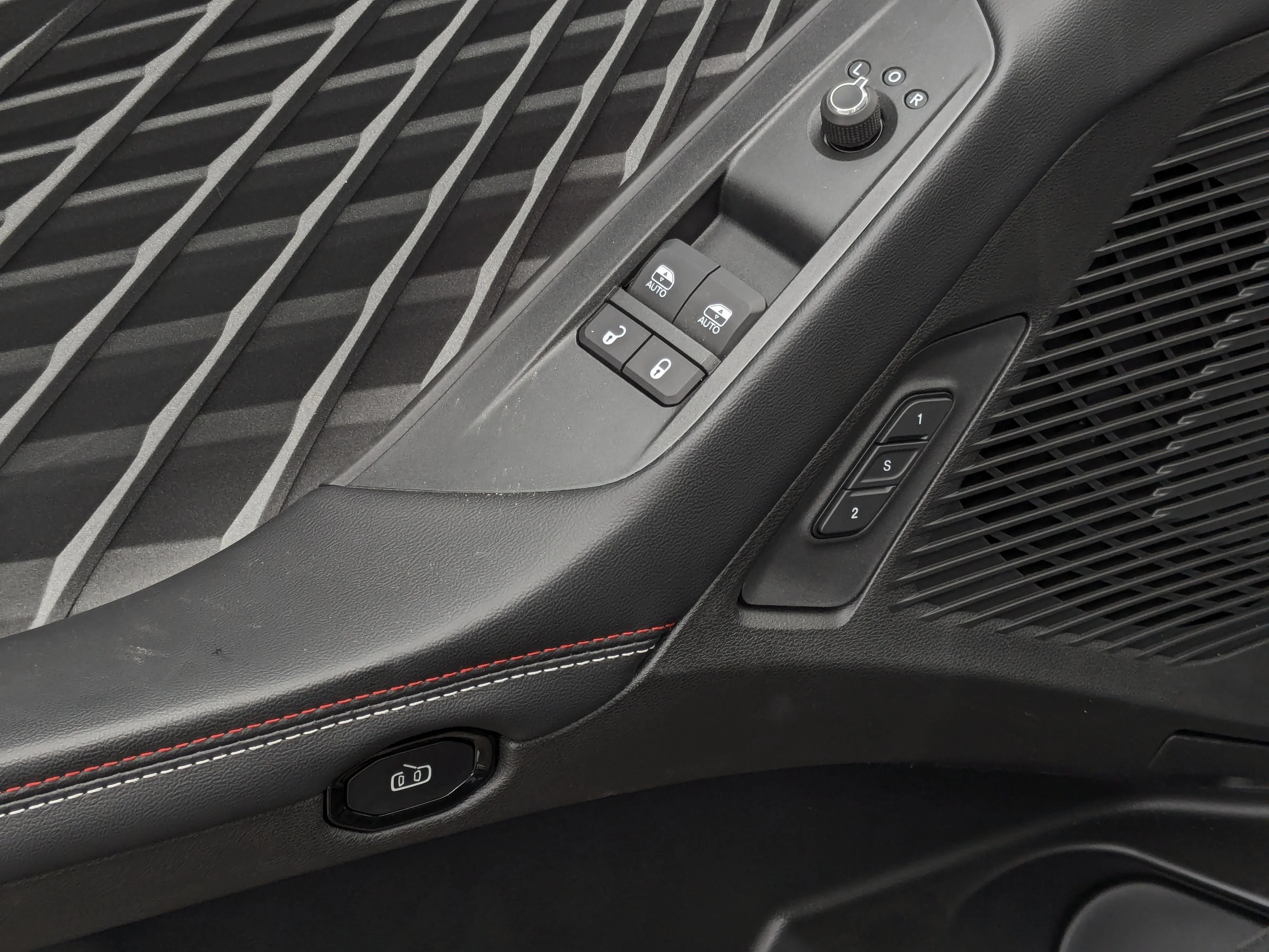 New 2026 Black Dodge Scat Pack Plus - 18 SPEAKER PREMIUM AUDIO - BLACKTOP PACKAGE - HURRICANE HO & TONS MORE! image 13