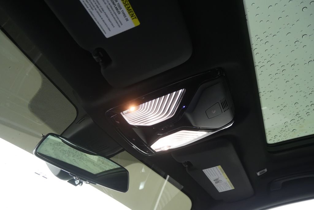 Used 2023 Jet Black BMW sDrive40i image 21