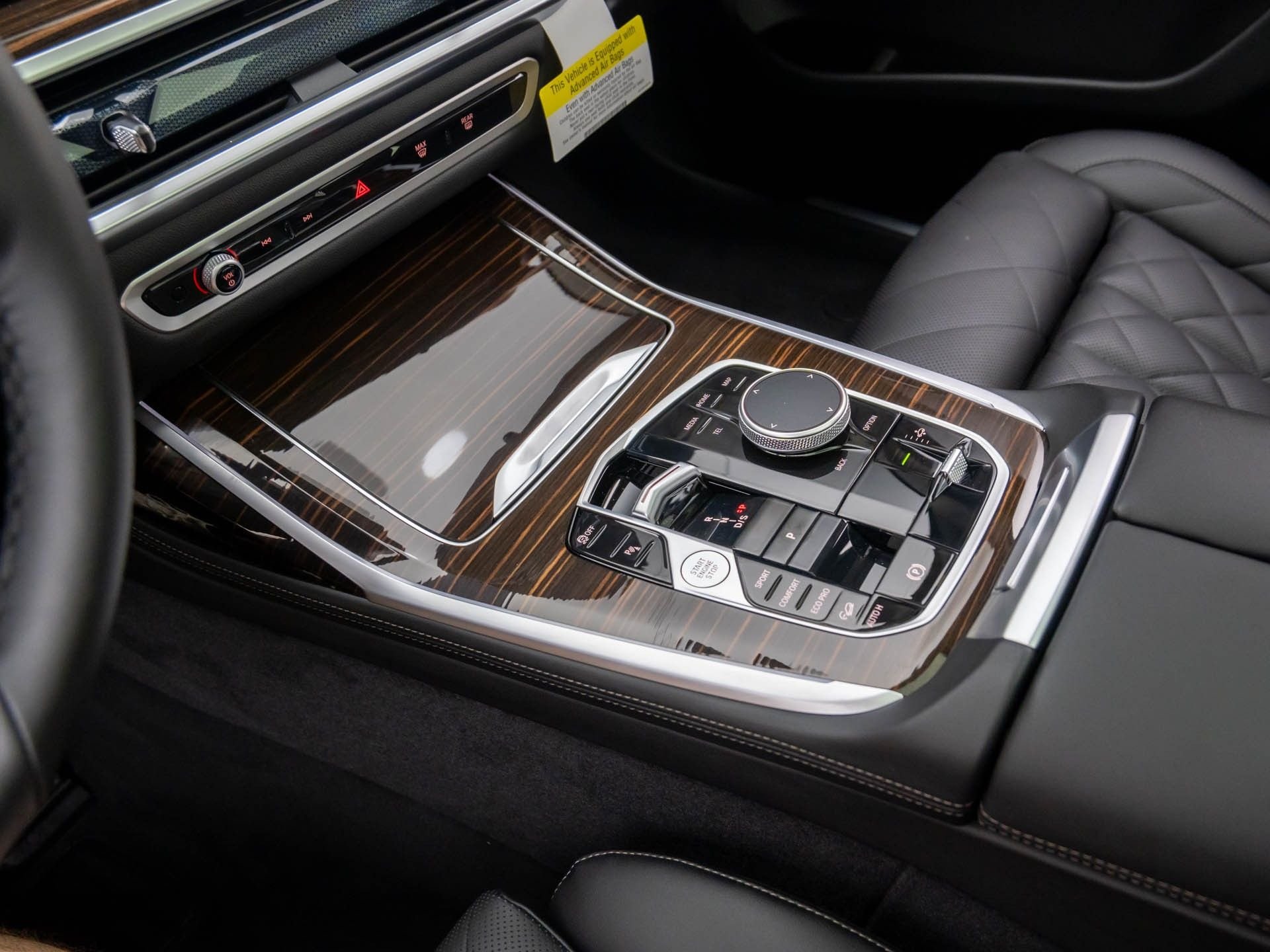 New 2026 Mineral White Metallic BMW xDrive40i image 11
