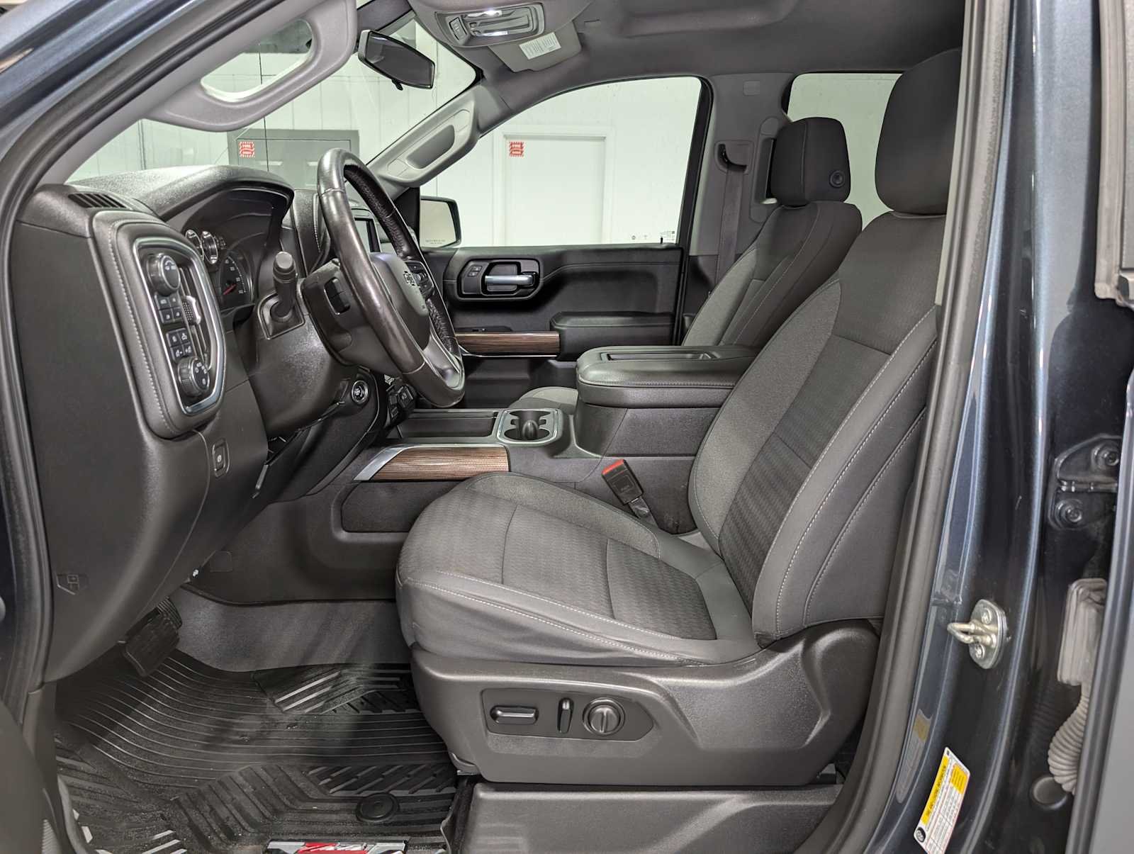Used 2021 Shadow Gray Metallic Chevrolet LT Trail Boss image 4