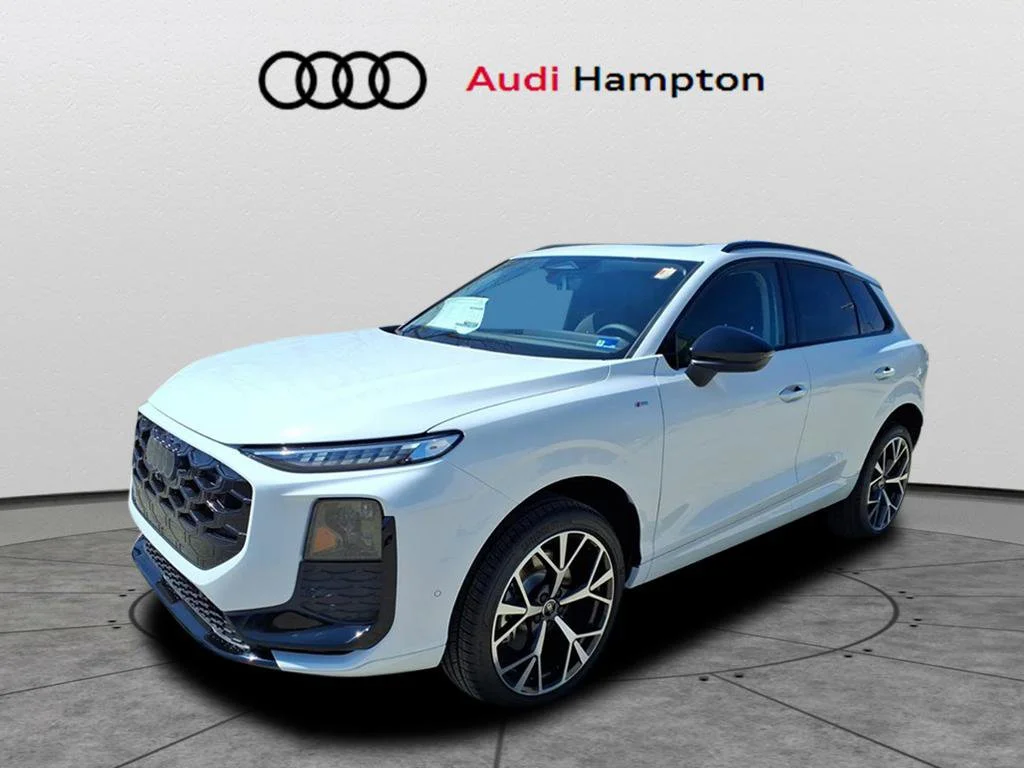2026 Audi Q3 S line quattro's photo