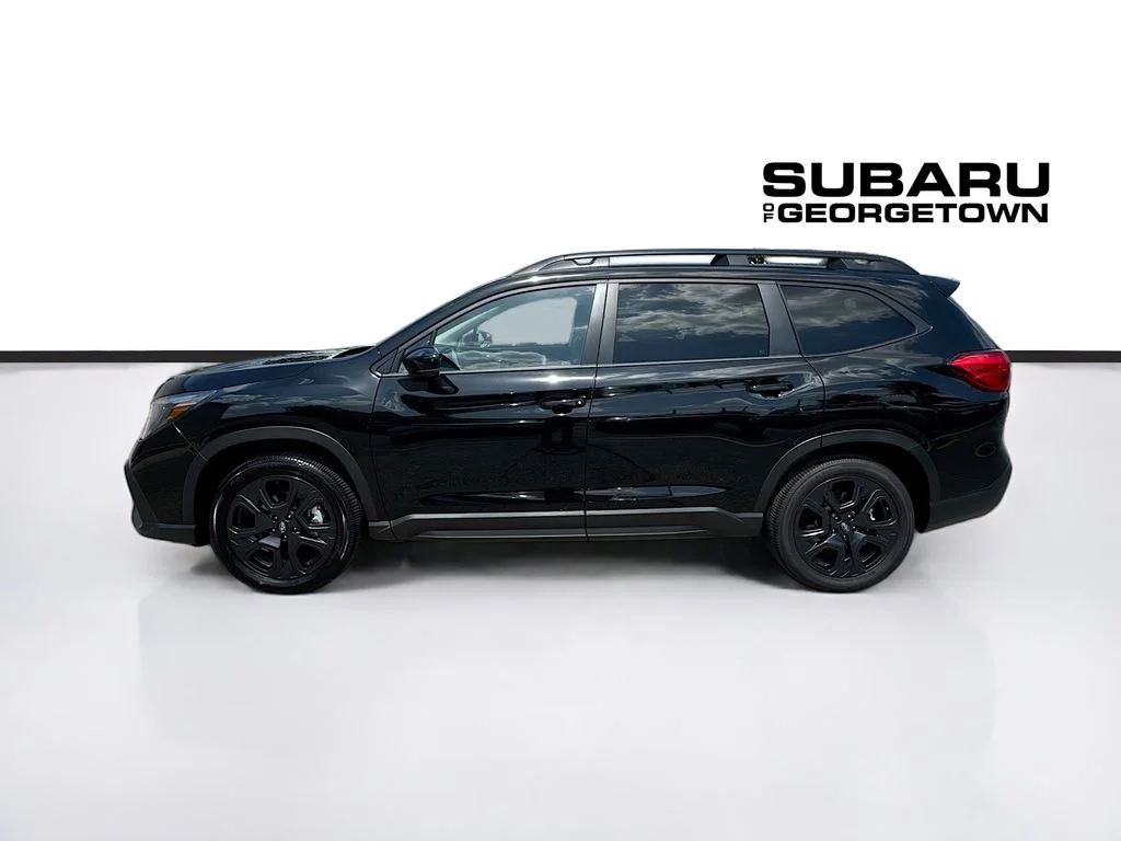 Used 2025 Black Subaru Onyx Edition Touring image 4