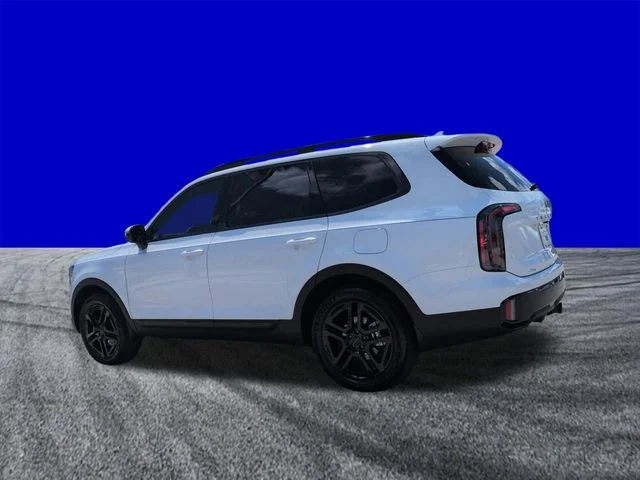 Certified Used 2025 Glacial White Pearl Kia SX X-Line image 6