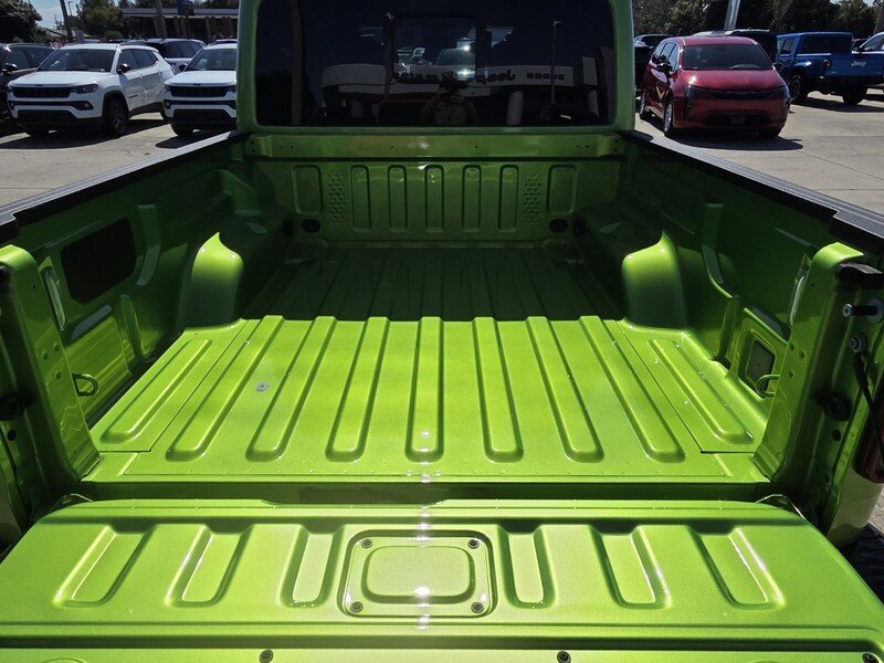 Certified Used 2025 Mojito JEEP RUBICON 4X4 image 16