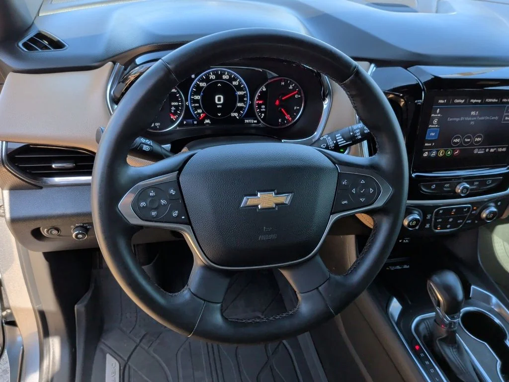 Used 2023 Gray Chevrolet Premier image 16