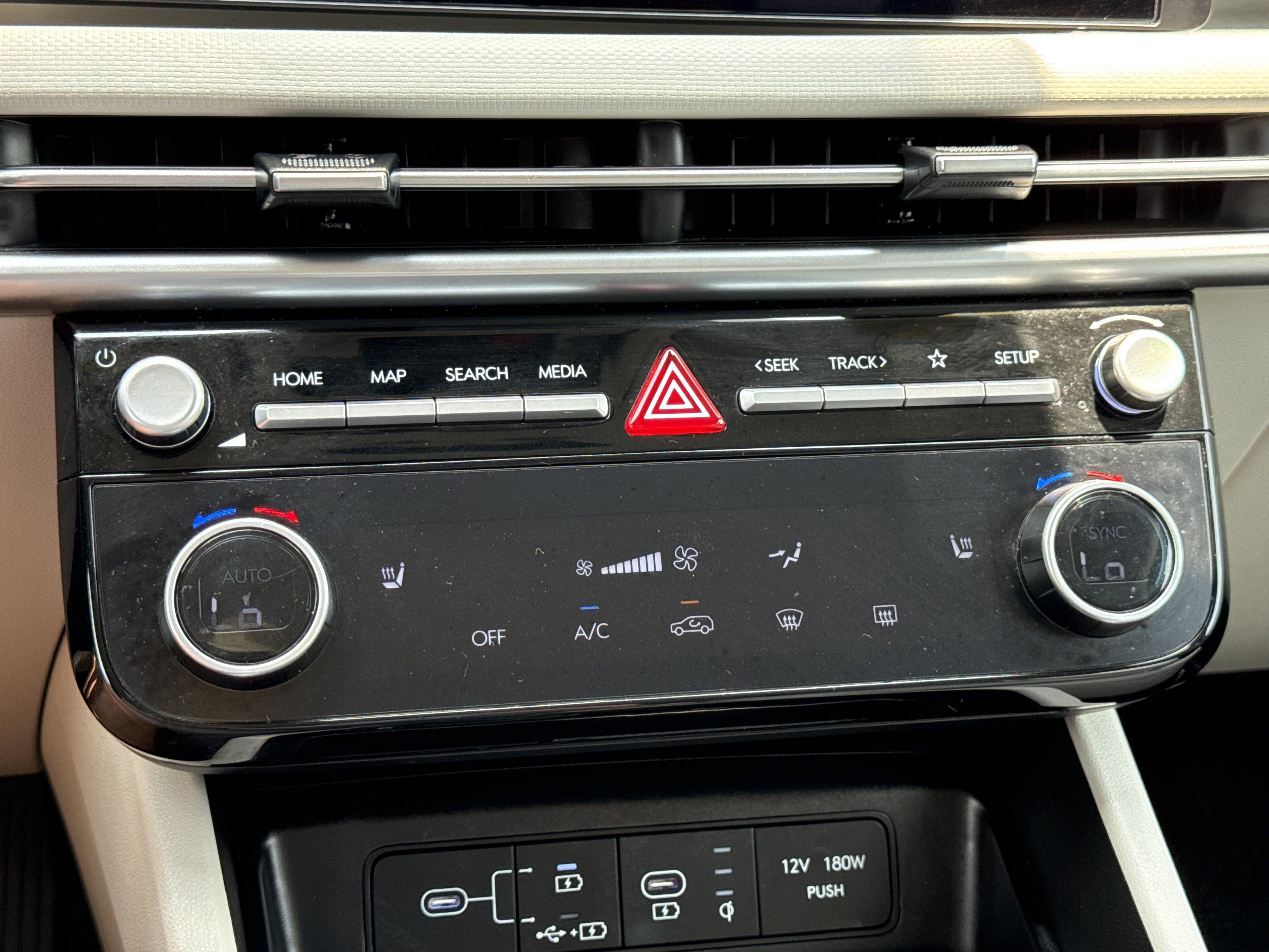 2025 Hyundai Tucson SEL - Photo 25
