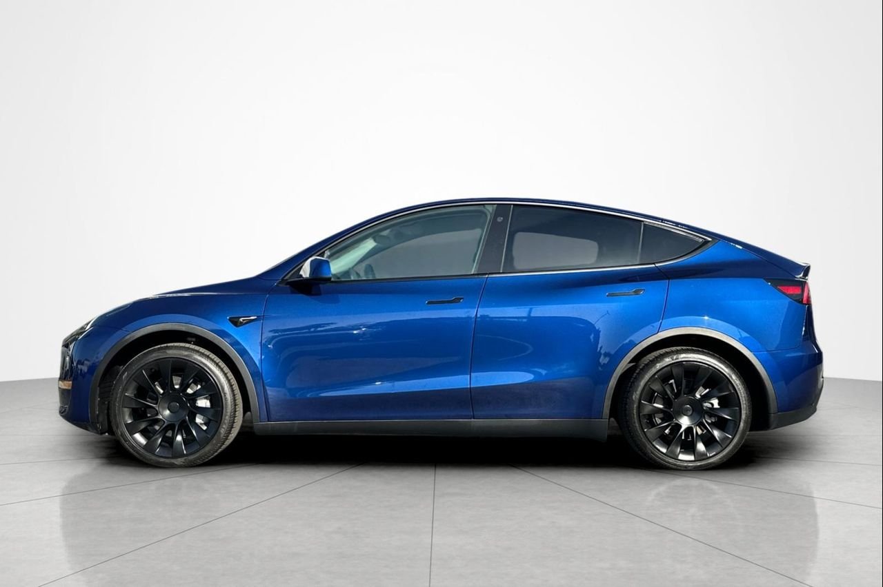 Used 2023 Tesla Model Y Long Range with VIN 7SAYGAEE0PF778774 for sale in Santa Monica, CA
