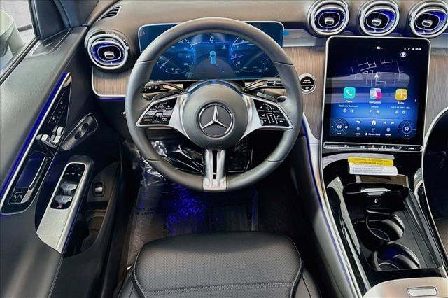 New 2026 Polar White Mercedes-Benz GLC 300 image 50