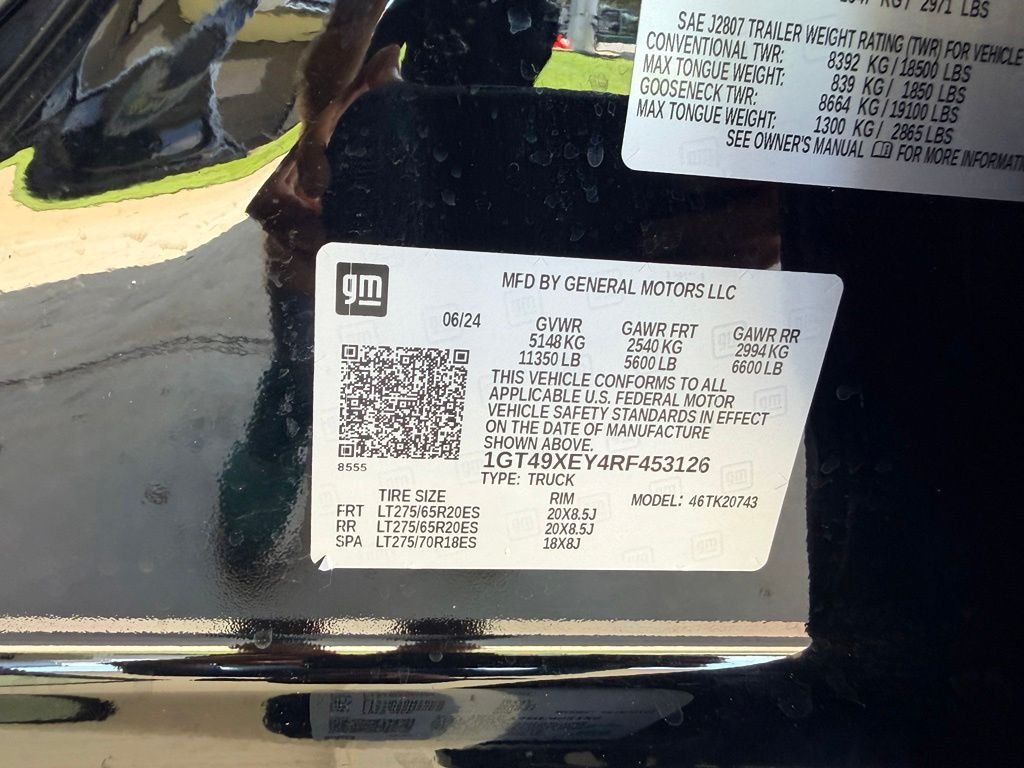 Used 2024 Black GMC Denali Ultimate image 43