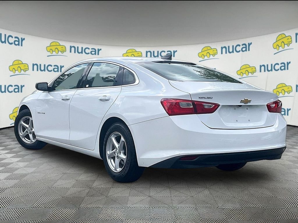 Used 2017 White Chevrolet LS image 4