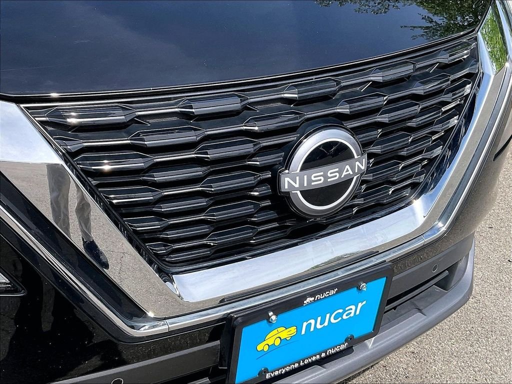 Certified Used 2022 Black Nissan SL image 29
