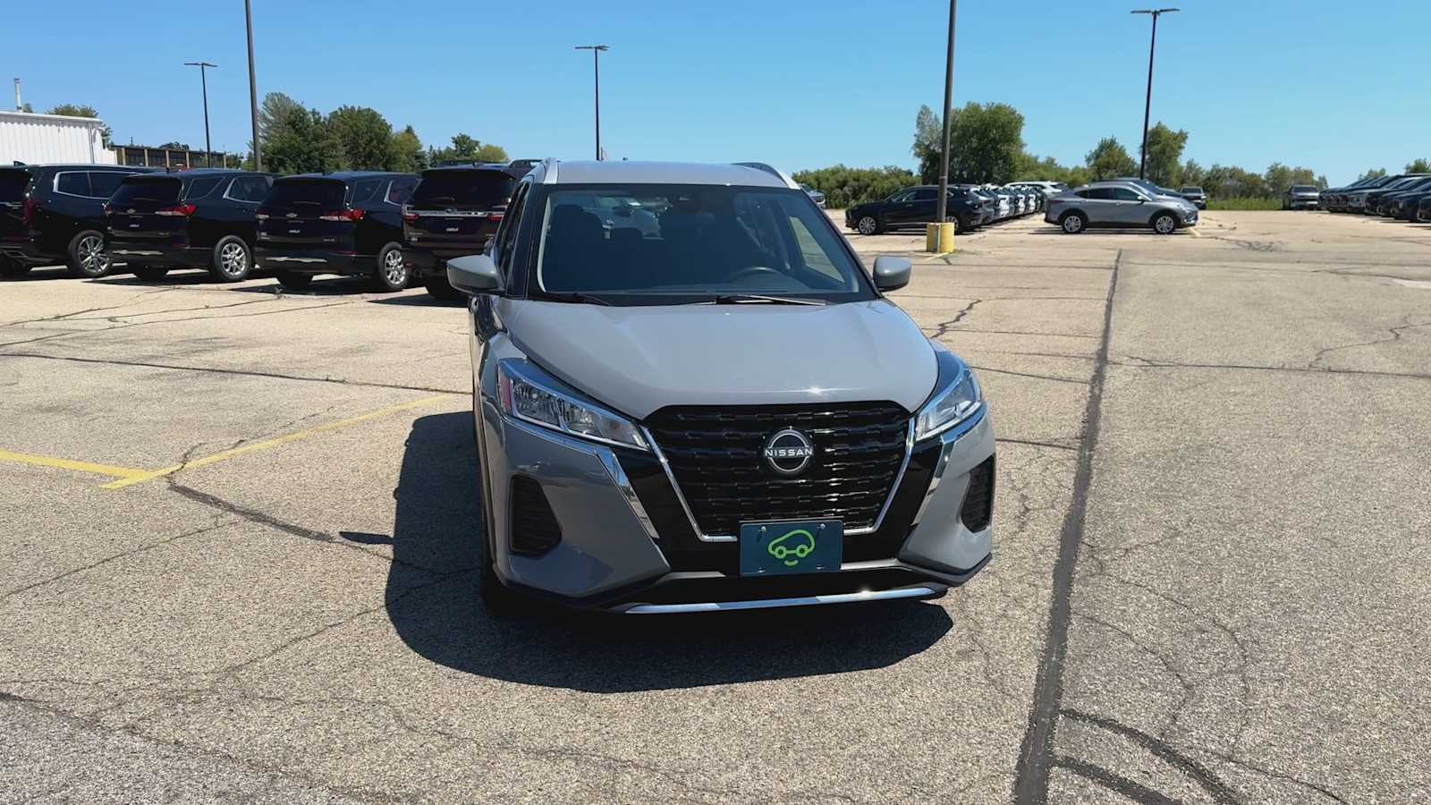 2023 Nissan Kicks SV - Photo 3