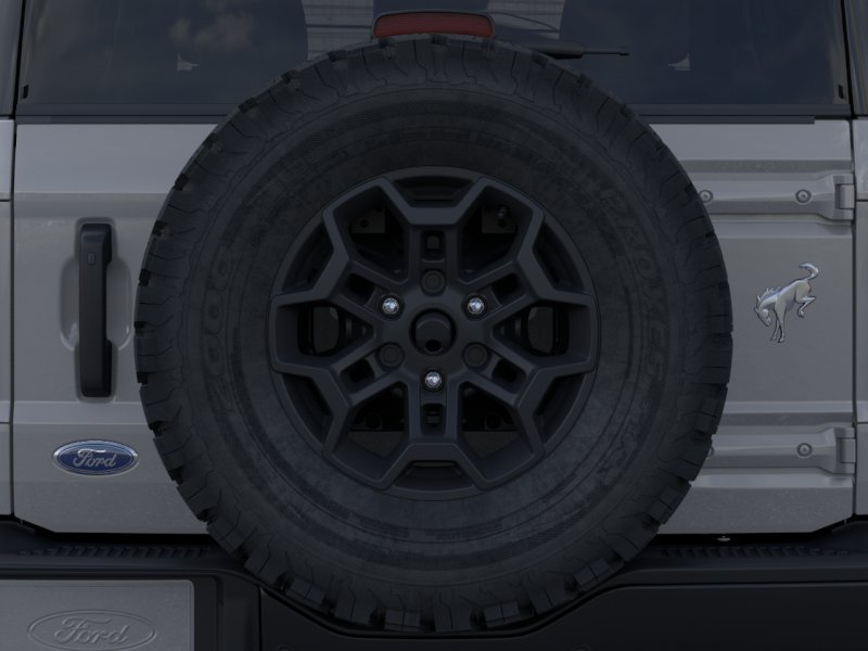 New 2026 Avalanche Gray Ford Badlands image 37