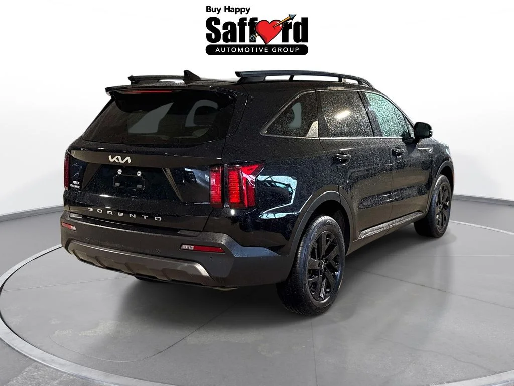 Used 2022 Black Kia S image 8