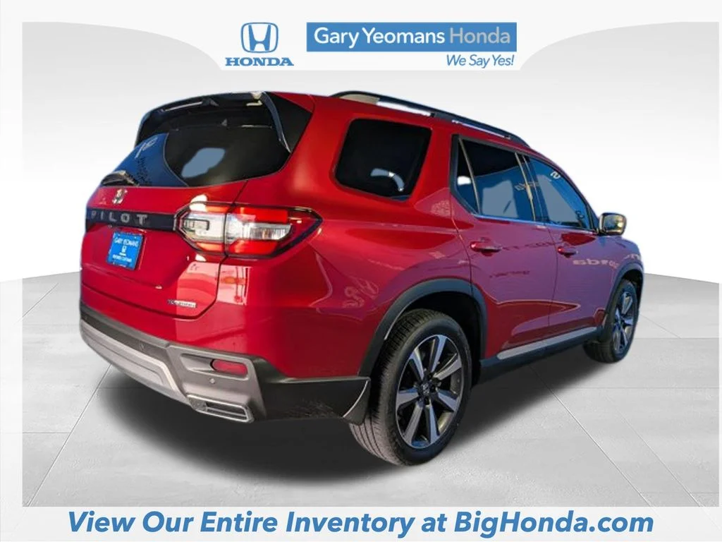 Certified Used 2024 Red Honda Touring image 7
