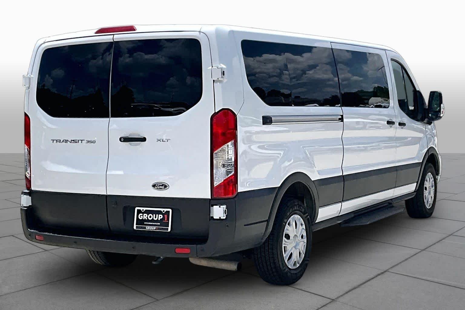 Used 2023 Oxford White Ford XLT image 13