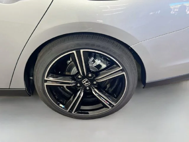 New 2026 Solar Silver Metallic Honda SE image 22