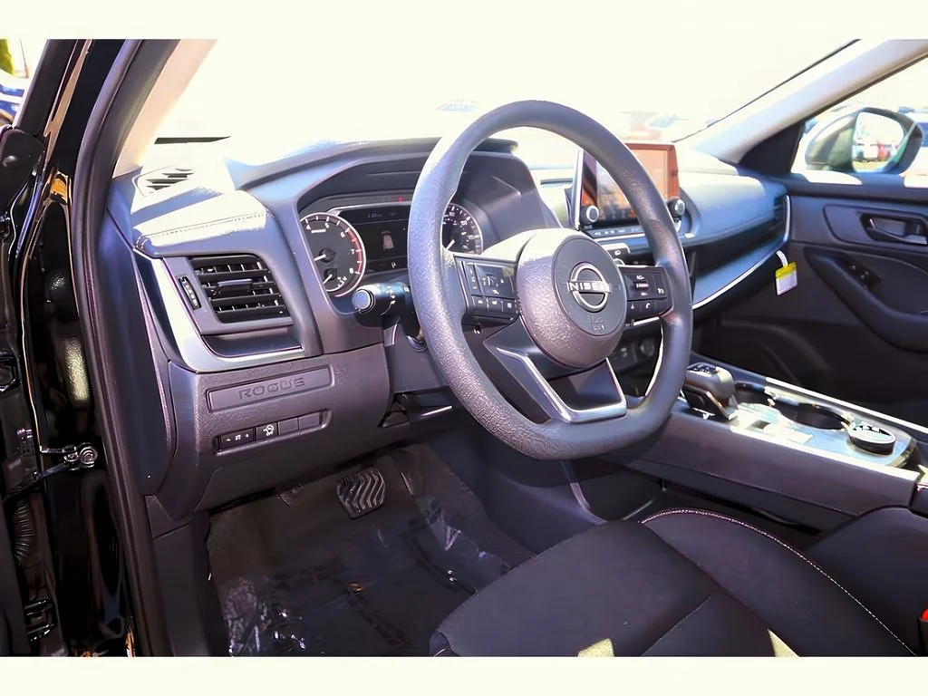 2024 Nissan Rogue S - Photo 13