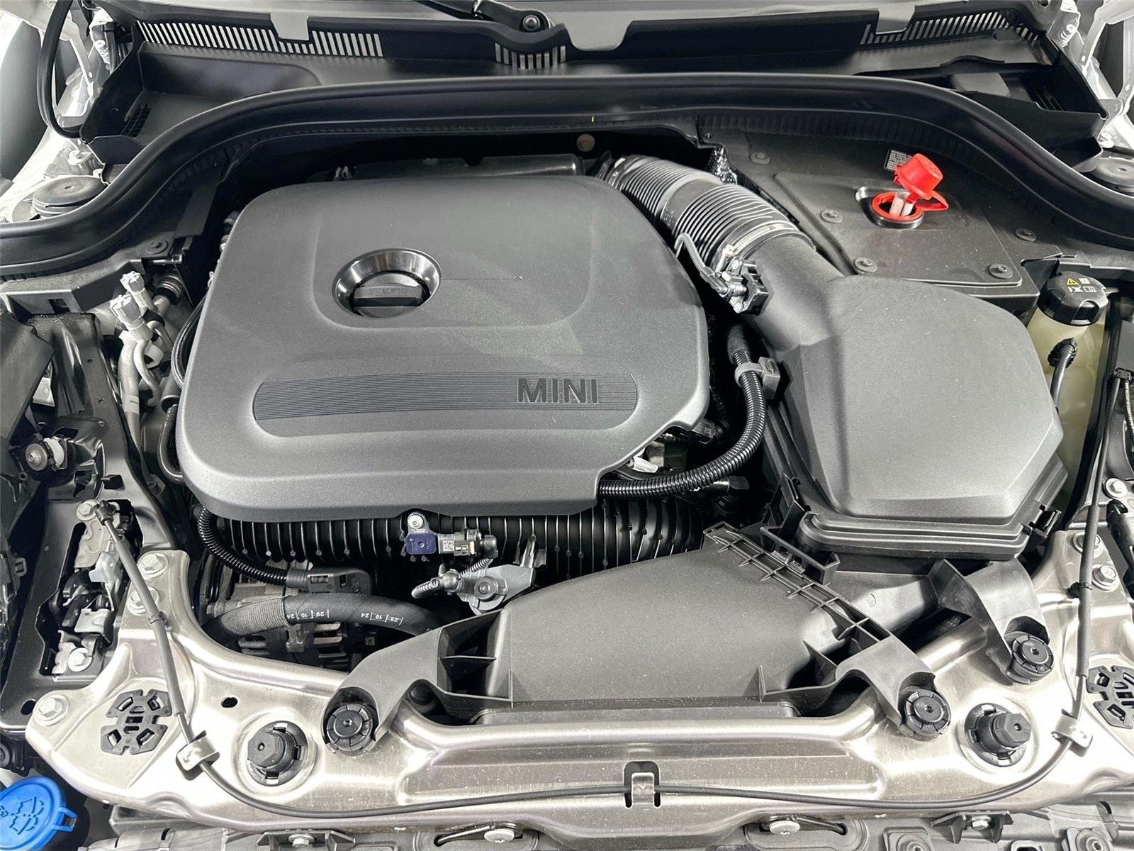 Used 2025 Nanuq White Metallic MINI Cooper S image 22