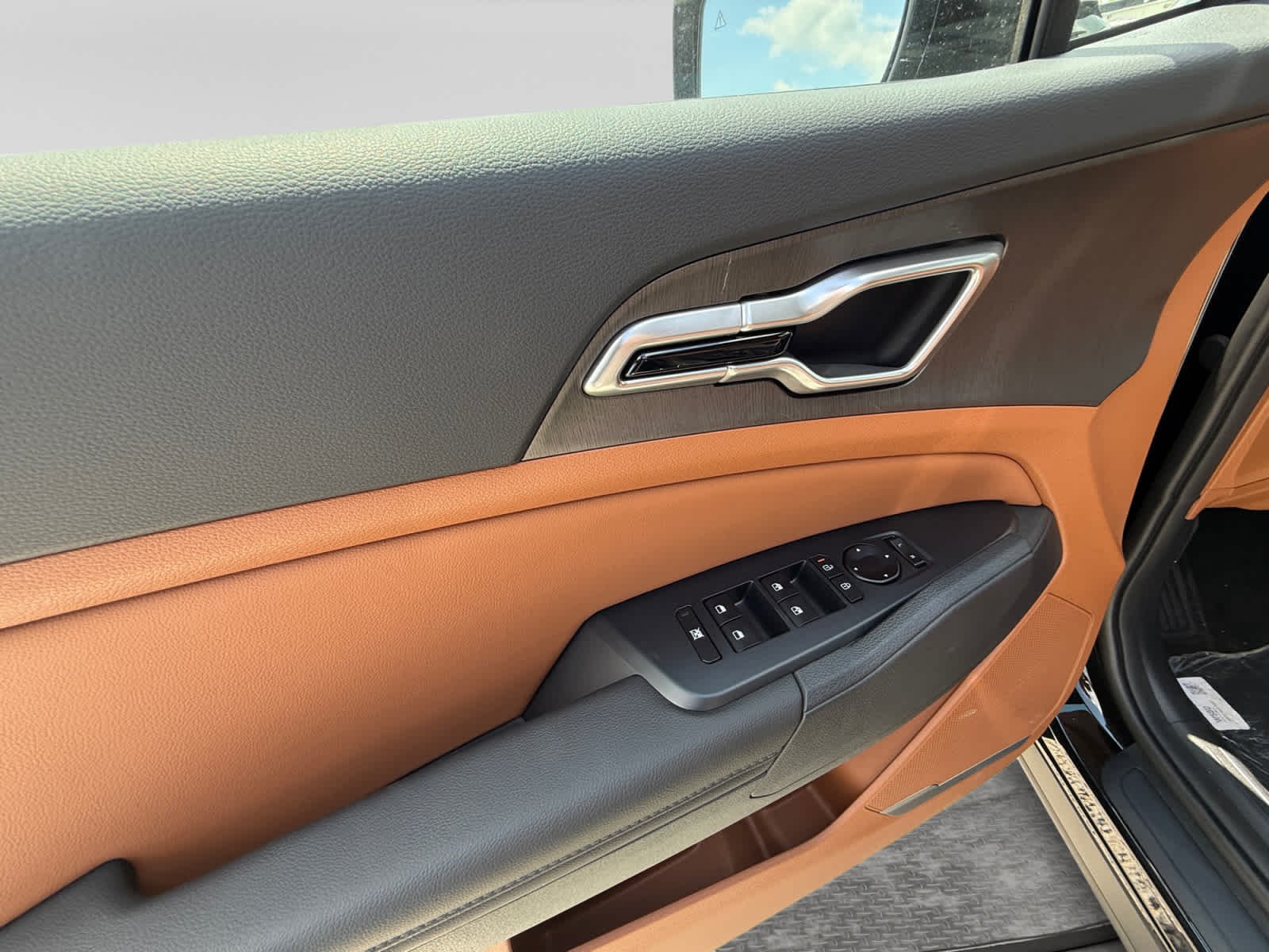 New 2026 Ebony Black Kia X-Line image 10