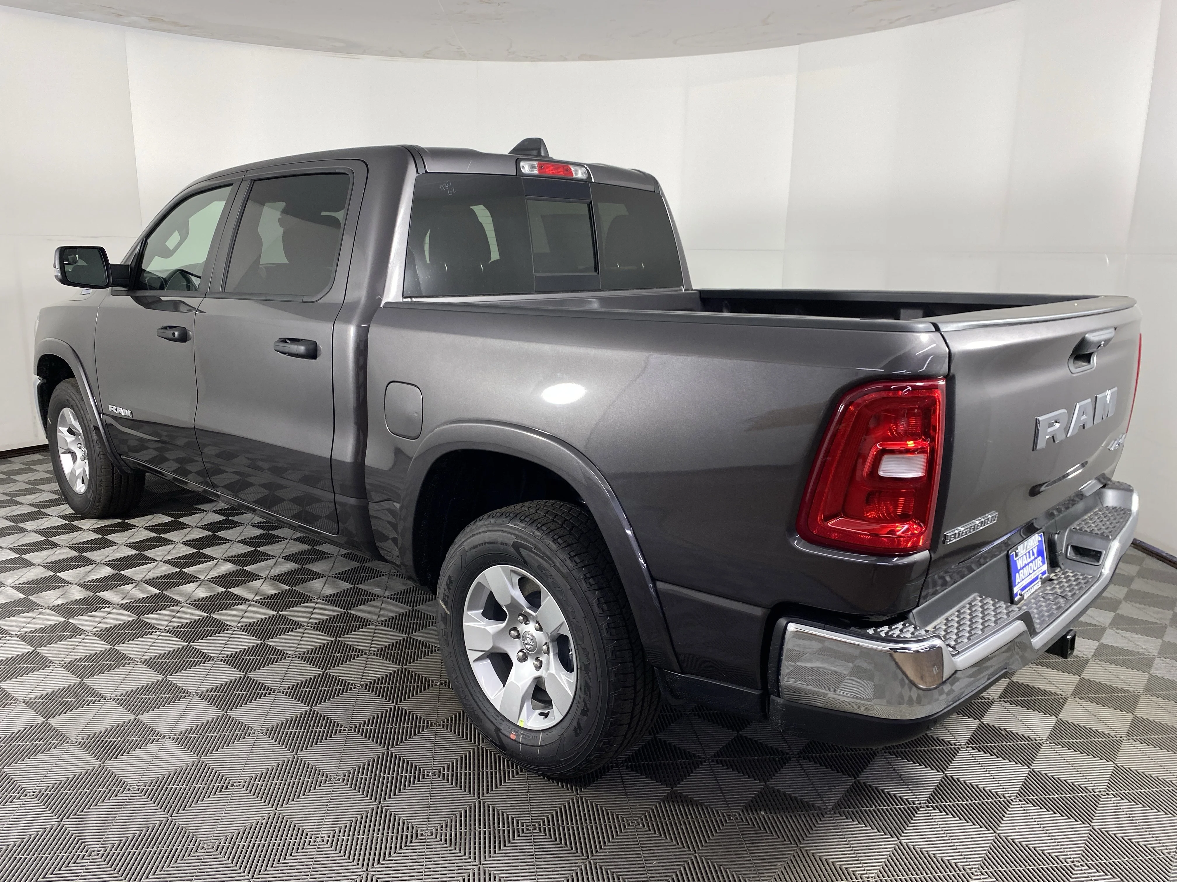 New 2026 Granite Crystal Metallic Clear-Coat Exterior Paint RAM Big Horn/Lone Star image 8