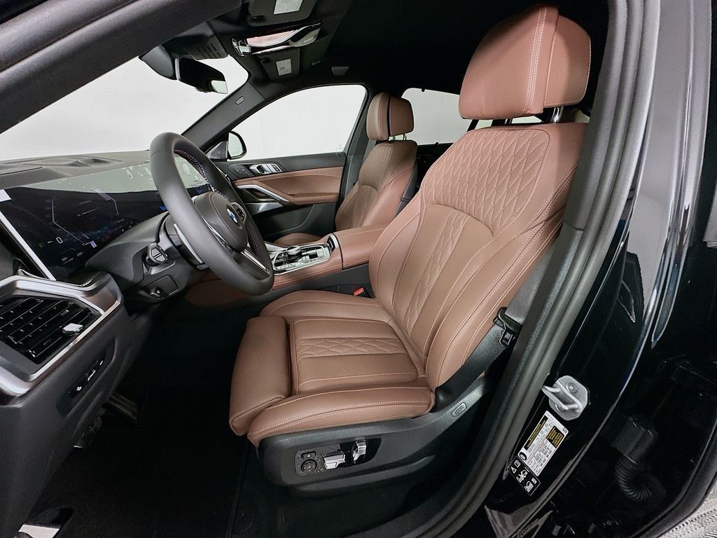 New 2027 Black Sapphire Metallic BMW M60i image 16