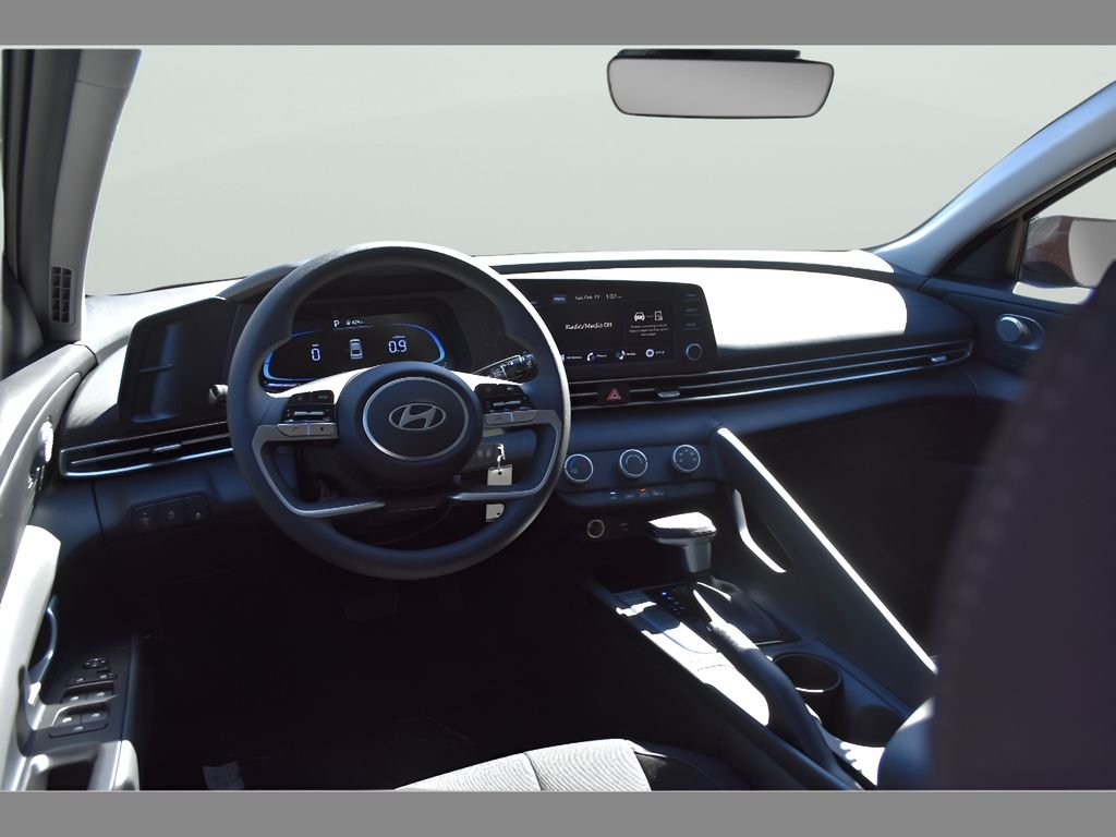New 2026 Amazon Gray Hyundai SE image 38