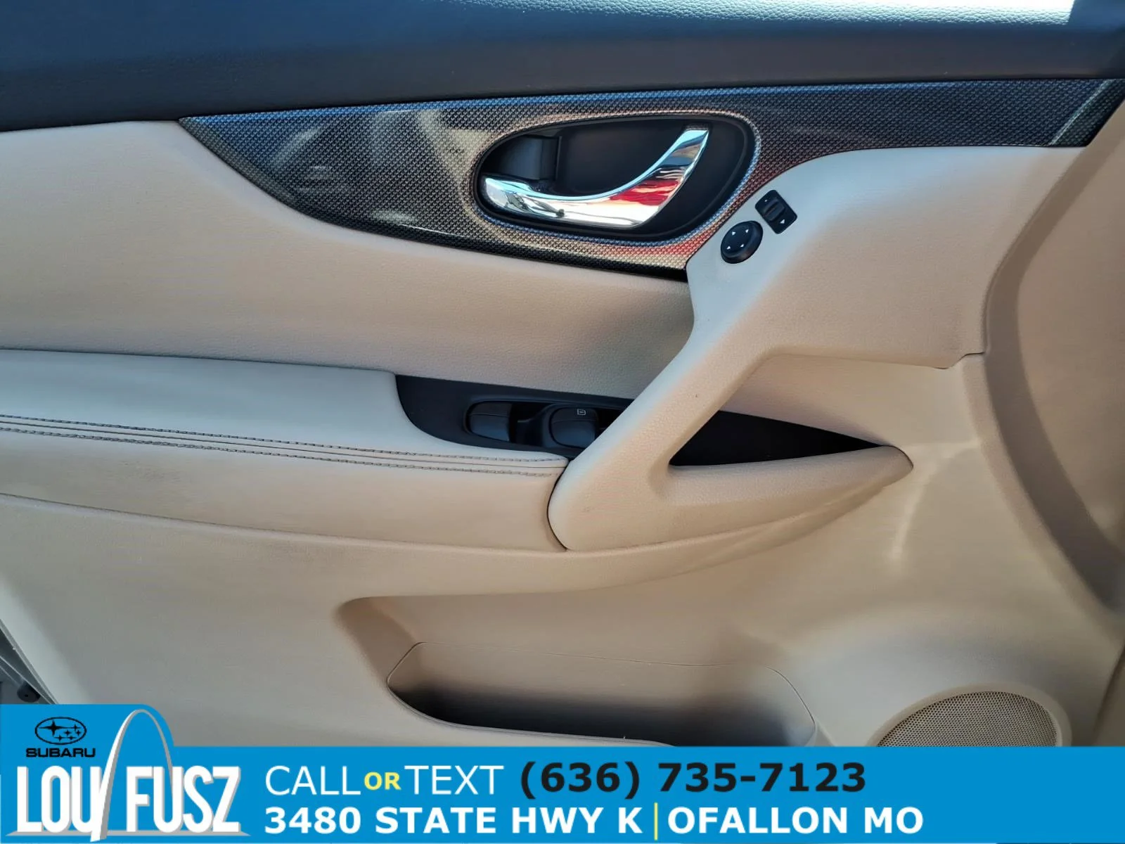Used 2015 Gun Metallic Nissan SL image 22