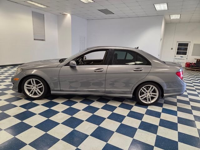 Used 2012 Gray Mercedes-Benz C 250 image 4