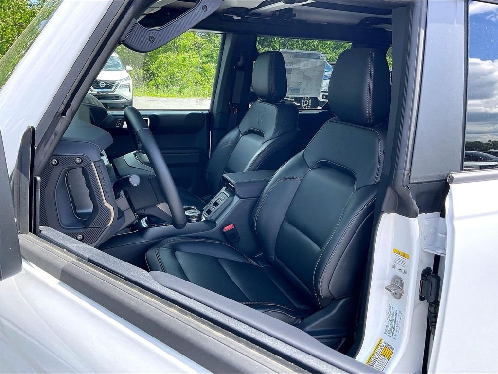 New 2026 Oxford White Ford Badlands image 11